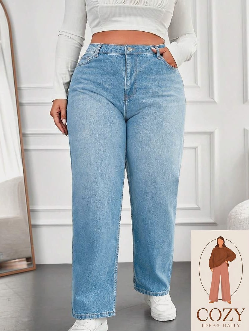 Straight-Leg Trousers With a Turtleneck