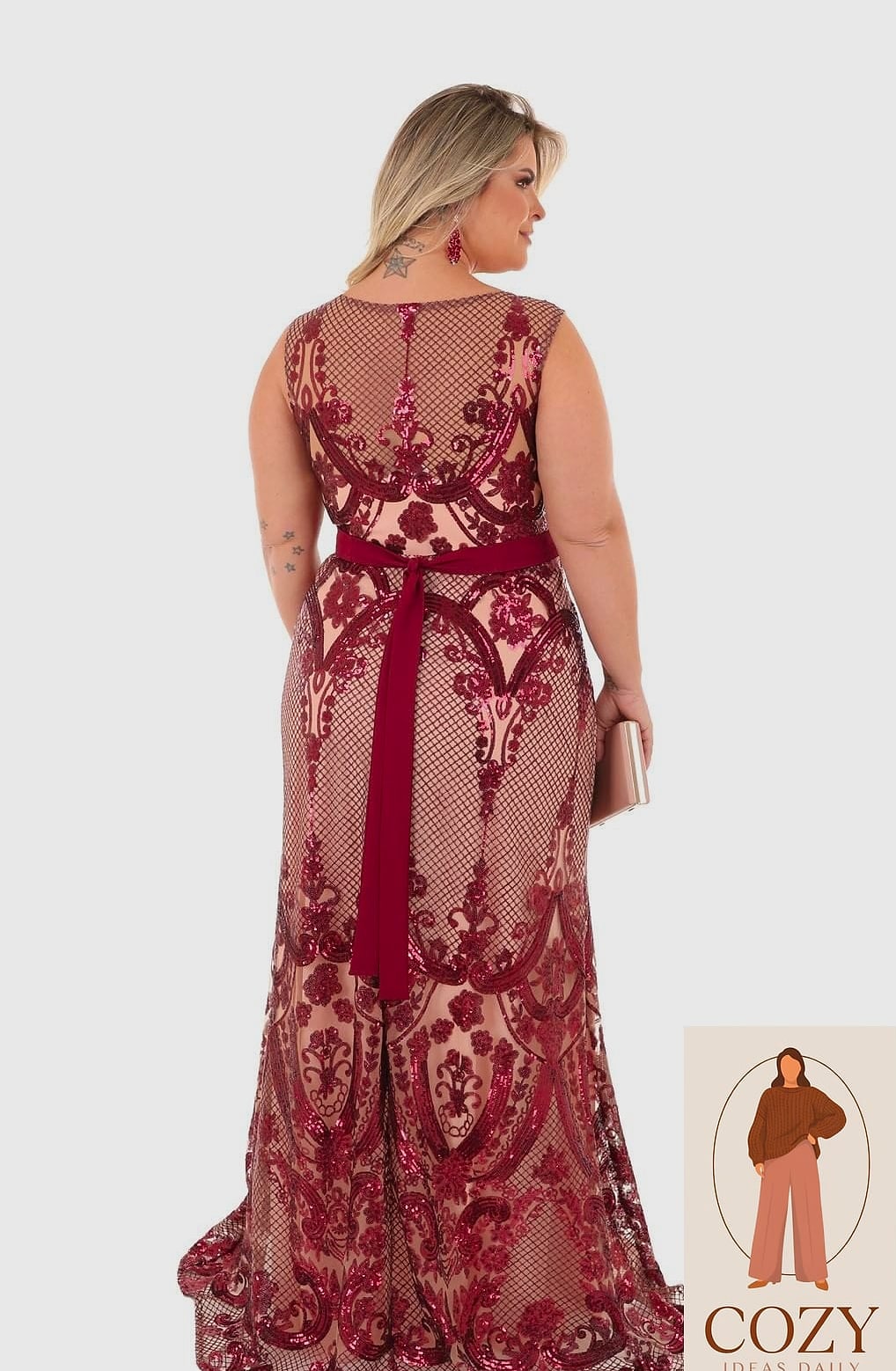 Vestido Bordô com Decote V