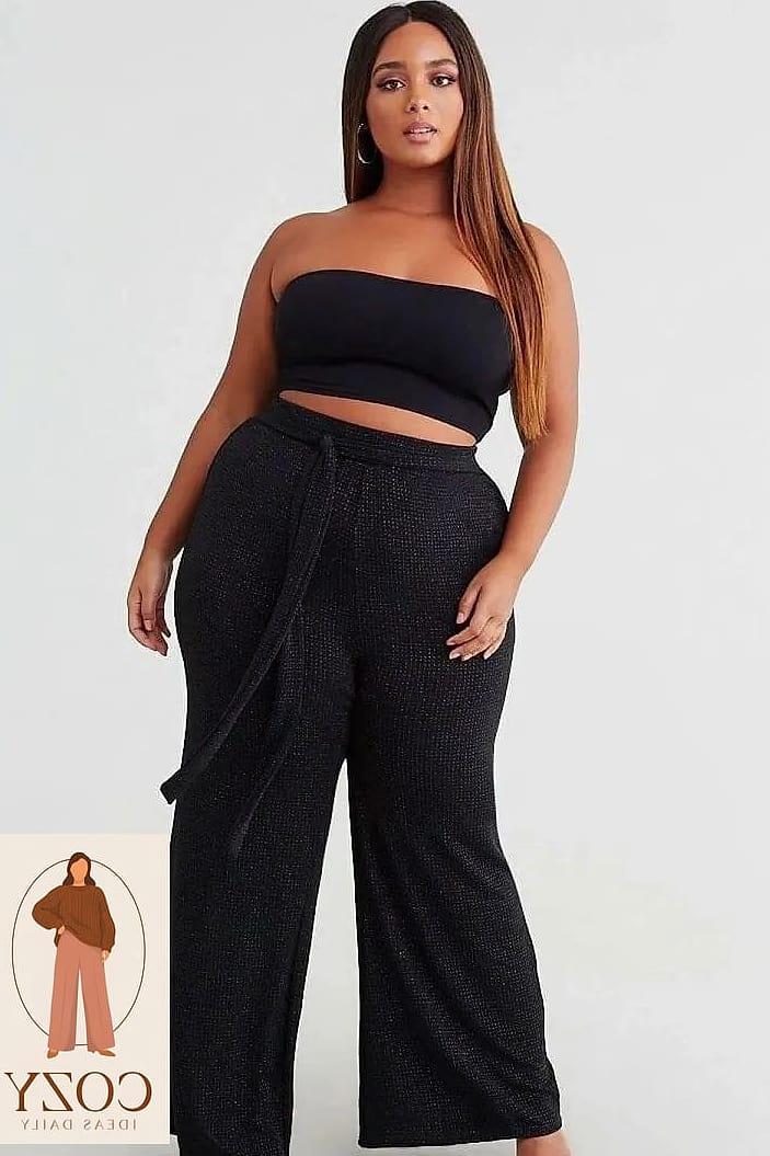 Wide-Leg Trousers With a Corset Top